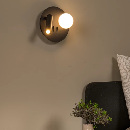 Lucide MATIZ - Bettlampe / Wandleuchte - Ø 16,5 cm - LED - 3000K - Mit USB-Ladepunkt - Schwarz - Atmosphäre 1